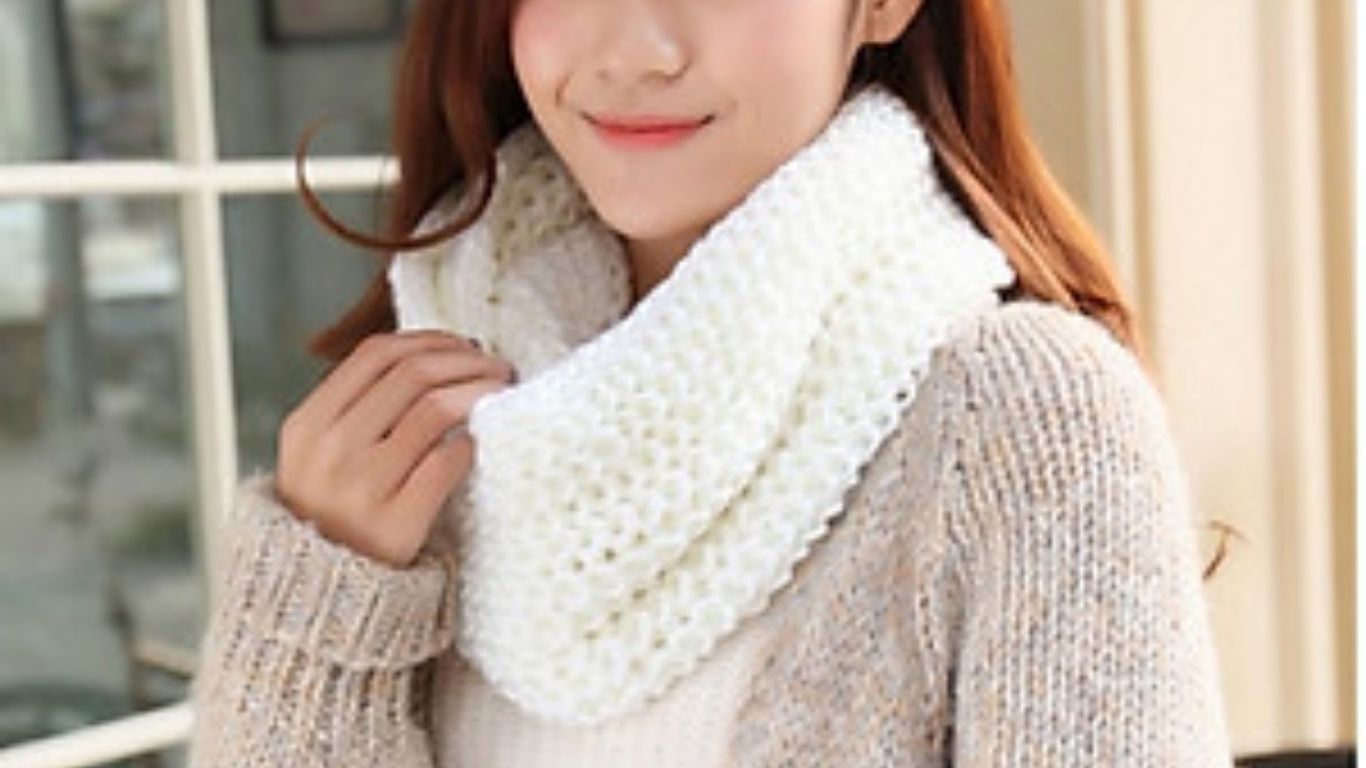 Khăn Len Dệt Kim Ống Tròn – Trẻ Trung Và Tiện Dụng Khăn Len Dệt Kim Ống Tròn – Trẻ Trung Và Tiện Dụng