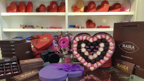 Valentine bán gì? Ý tưởng kinh doanh Valentine siêu lợi nhuận