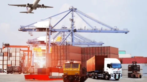 Quy Trình Nhập Khẩu Hàng Hóa Về Việt Nam 2025